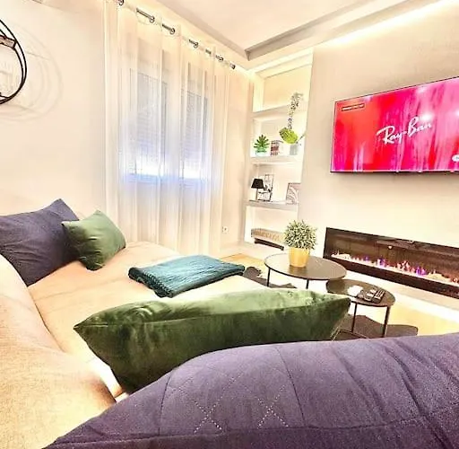 Luxury La Reconquista Apartment